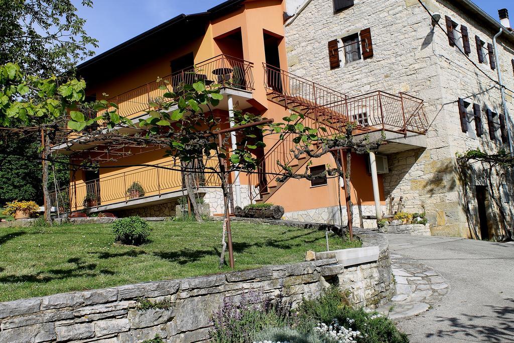Apartments Mestri Grožnjan Exterior foto